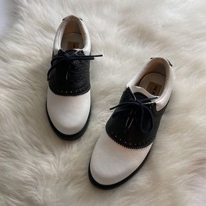 Eastland Samoset Women’s Saddle Shoes Oxfords - White & Black